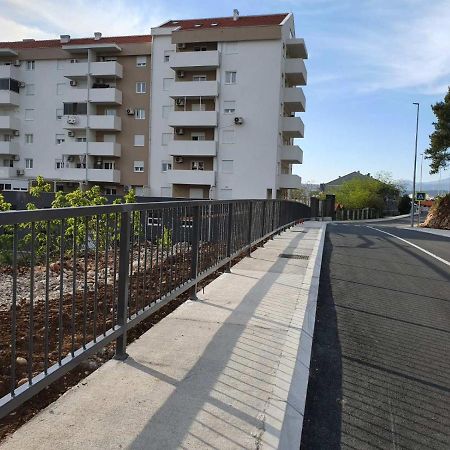 Sunny Hill Suite Ljubovic พอดโกริกา ภายนอก รูปภาพ